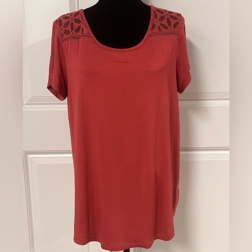 Cable & Gauge Lace Detail Top